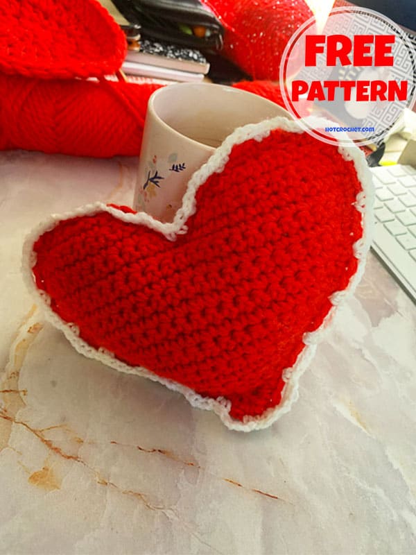 Valentine's Day Easy Crochet Heart Pillow Free Pattern