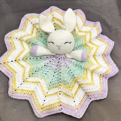 free-lovey-bunny-blanket-crochet-pattern